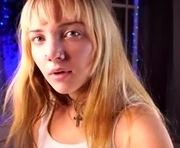 with_my_bae is a 18 year old female webcam sex model.
