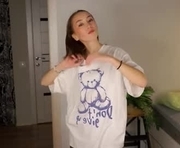 maragretchealsea is a 18 year old female webcam sex model.