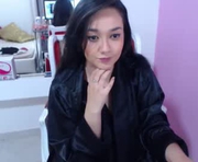 sofiamarlow is a 18 year old female webcam sex model.