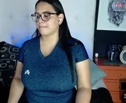 alana_cooper7 is a 25 year old female webcam sex model.