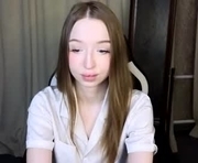 _violet_mills_ is a  year old female webcam sex model.