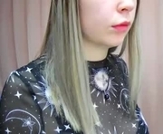 ellanuar is a  year old female webcam sex model.
