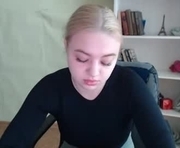 juliacrazy_ is a 22 year old female webcam sex model.