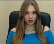 amanda_seufried is a 18 year old female webcam sex model.
