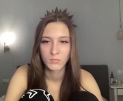 pussygir007 is a 19 year old female webcam sex model.