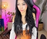 driana_hoffman is a 19 year old female webcam sex model.