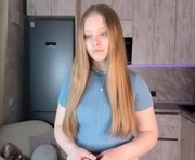 meryldryer is a 18 year old female webcam sex model.