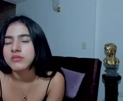vikysexy28 is a  year old female webcam sex model.