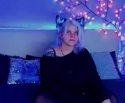 joannlowes is a 20 year old female webcam sex model.