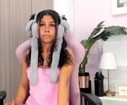 thelayla_dh is a  year old female webcam sex model.