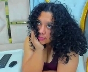 marasanta is a  year old female webcam sex model.