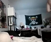 alexisroseee is a 19 year old female webcam sex model.
