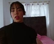 nenita__ is a 18 year old female webcam sex model.