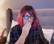 thaleiaquinn is a  year old couple webcam sex model.