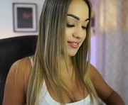 lanii4uxxx is a 20 year old female webcam sex model.