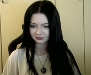 sharellgilvin is a 18 year old female webcam sex model.