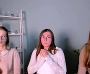 lulu_fly_ is a  year old female webcam sex model.