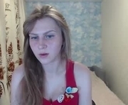 cutiebeauty_ is a 18 year old female webcam sex model.