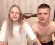 nicecouple7 is a 21 year old couple webcam sex model.