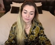 tigersoull is a  year old female webcam sex model.