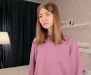 beckyblow is a 18 year old female webcam sex model.
