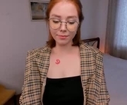 daisyacey is a 18 year old female webcam sex model.