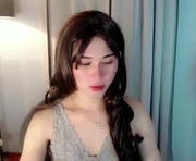 yourfavorateella is a  year old female webcam sex model.