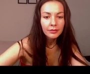 amelinamersi is a  year old female webcam sex model.