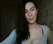 katalinaqe is a 32 year old female webcam sex model.