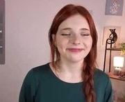 linda_allen_ is a 18 year old female webcam sex model.