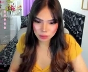 leighottie is a  year old shemale webcam sex model.