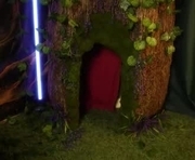 lizzie_gallen is a 22 year old female webcam sex model.