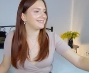 mikorush is a 18 year old female webcam sex model.