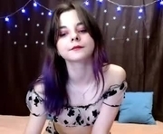 happykissssss is a 21 year old female webcam sex model.