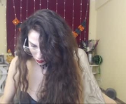 melinasmit is a  year old female webcam sex model.