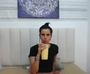 amelia_myers is a 35 year old female webcam sex model.