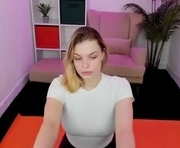 catherine_evanss is a 22 year old female webcam sex model.
