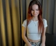 wilonaferrett is a 18 year old female webcam sex model.