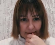 you_touch_me_now is a 19 year old female webcam sex model.