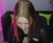 andreawise is a 18 year old female webcam sex model.
