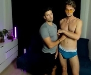 fitnesspeachh is a 25 year old male webcam sex model.