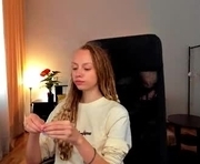 cherry_north is a 22 year old female webcam sex model.
