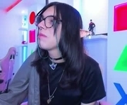 lullaby_charade is a 19 year old shemale webcam sex model.