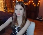 joankumm is a 18 year old female webcam sex model.