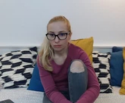 jolieeyes is a 29 year old female webcam sex model.