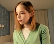 fancycatlett is a 18 year old female webcam sex model.