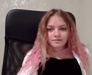 oh_vikky is a  year old female webcam sex model.