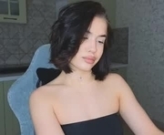 mia___lunaa is a 20 year old female webcam sex model.