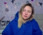 sallyverda is a 25 year old female webcam sex model.