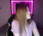luna_marlovy is a  year old female webcam sex model.